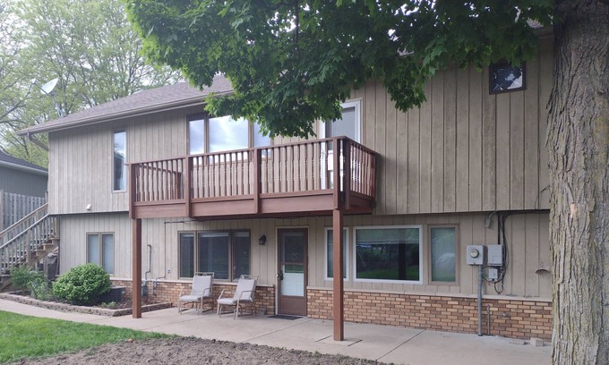 Baraboo House | Healthcare Workers!! 2 BR 1 Ba Lower Level Suite, Private Backyard.