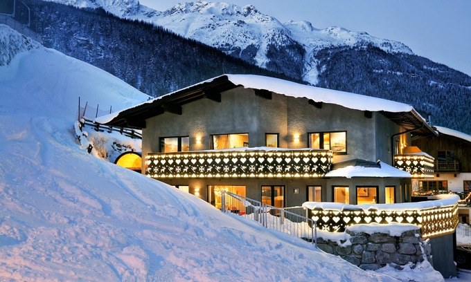 Soelden Apartment | HEART - Manufaktur Appartements - Top2 penthouse directly on the ski slope
