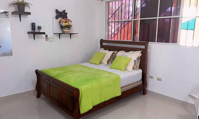 Estela Maria Apartment | Heart of Paradise