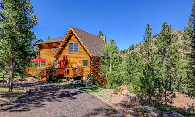 Florissant Cabin | Heart of the Mountains ✅ King Bed ➡️ Mountain Air