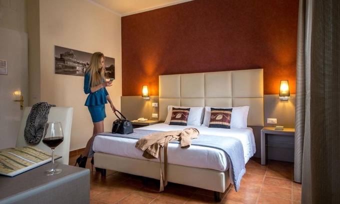 Vatican Hotel | Hearth Hotel