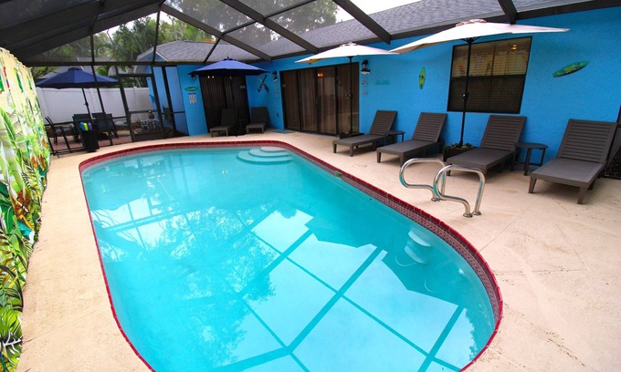 Palm Harbor House | Heated Pool 4BR Crystal Beach Villa | Game Room | Near Caladesi Island Beach