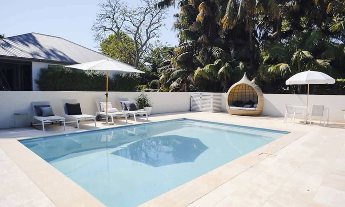 Bundeena House | Heated Pool | Bundeena's best | 10br | Beach