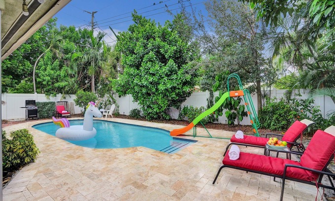 Deerfield Beach Villa | Heated Pool-Family Villa 7 Min to Beach, BBQ