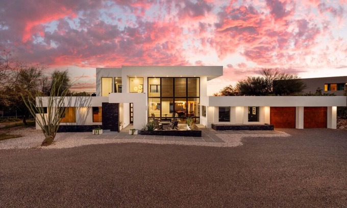 Tucson House | Heated Pool/Spa/4 BR/3.5 BA/Mountain Views