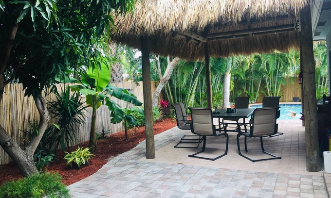Imperial Point House | Heated pool , tiki hut , sunny family fun!