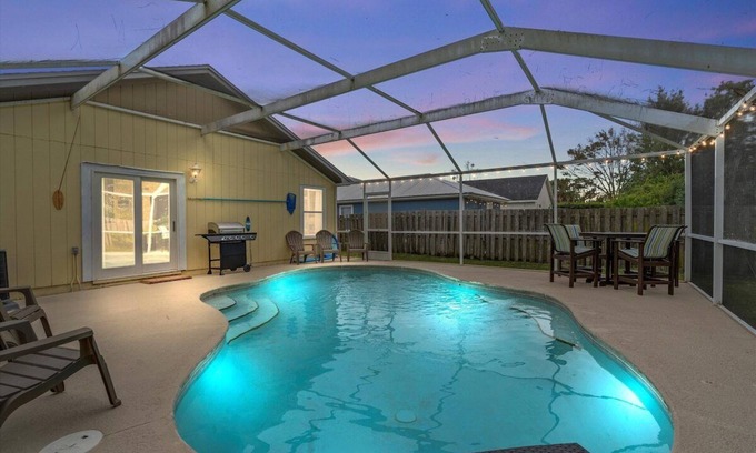 Jacksonville Beach House | Heated Pool & Game Room! The Sunshine Cottage