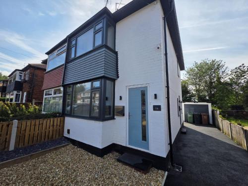Beeston House | Heath Rise Retreat in Leeds