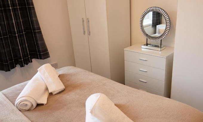 Gateshead House | Heather House
