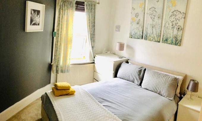 Wandsworth Common House | Heathfield square