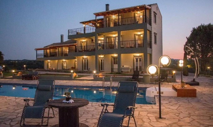 Vassilatika Villa | Heaven Hill Villas ground floorn