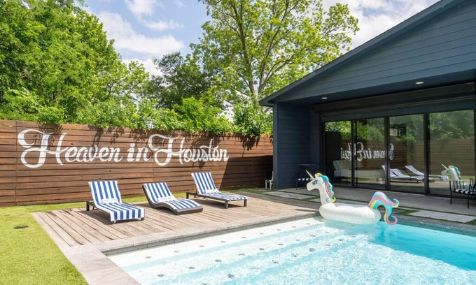 OST - South Union House | Heaven in Houston, Designer Oasis w/ Heated Pool