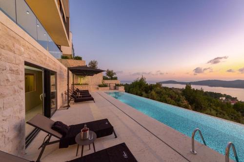 Orasac Villa | Heavenly Dubrovnik Villa 5 Bedrooms Villa Orasac Waterfront 1 Magnificent Sea Views & Private Infinity Pool Orasac