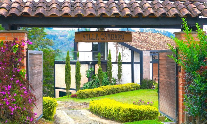 San Vicente Villa | Heavenly Escape to Villa Gambaru w/Jacuzzi & Sauna