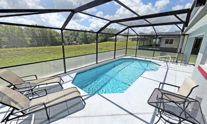 Hillcrest Estates House | Heavenly Venture home