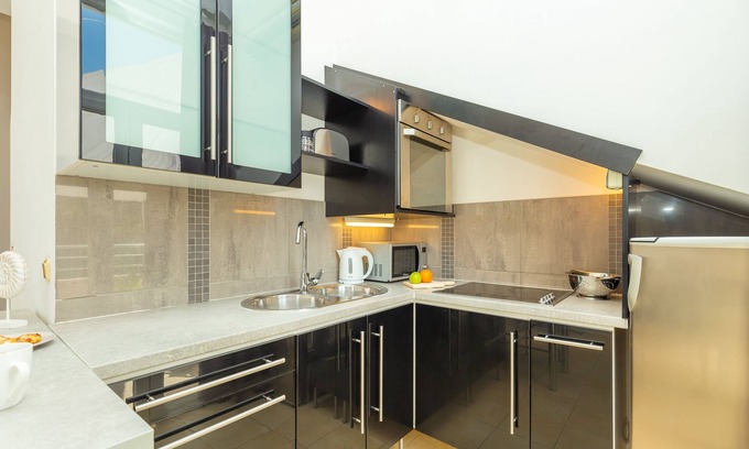 Pile Apartment | Hedera Estate, Hedera A1