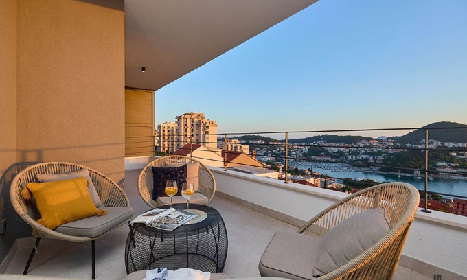 Gruz Apartment | Hedera Estate, Hedera A28