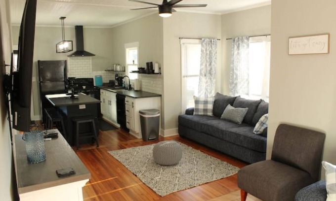 Mount Airy House | Helen's Grace Haven