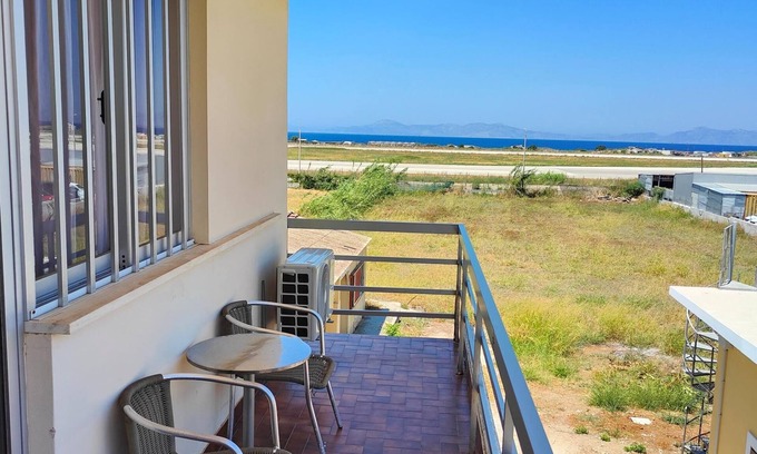 Paradisi House | Helena Apartments in Paradisi Rhodes