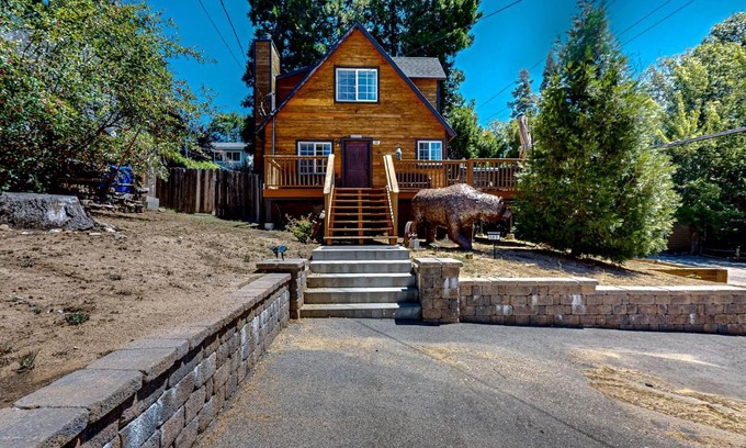 Cedar Glen House | Heliotrope Hideaway