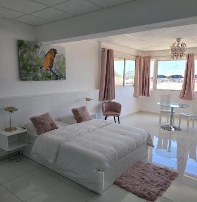 Cayenne Apartment | Hello Guyane (8), Suite charme luxury, 5 étoiles
