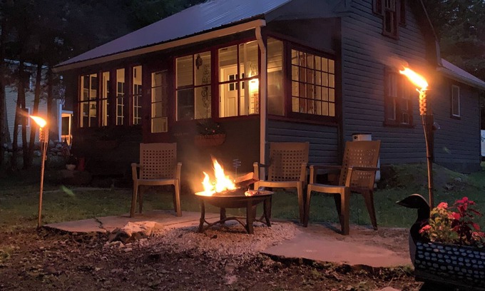 Caroga Lake Cabin | Hemlock Haven An “All Season” Adirondack Getaway