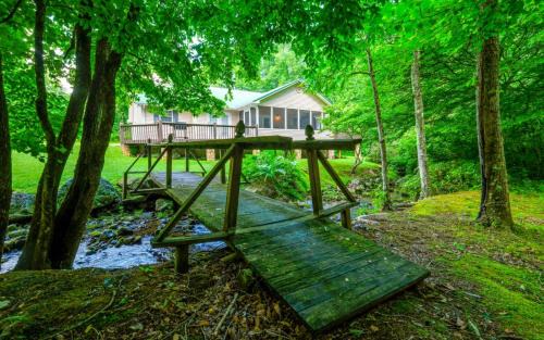Cosby House | Hen Wallow Creek Cottage
