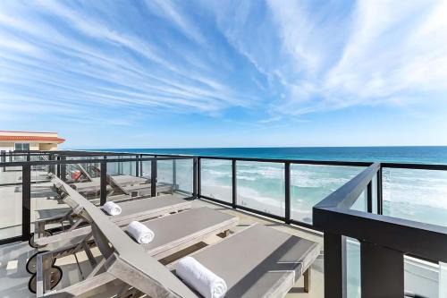 Crystal Beach House | Henderson Beach Villa #4- Six on the Beach
