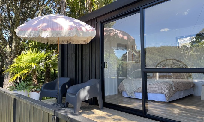 Auckland Apartment | Herald Island Honey