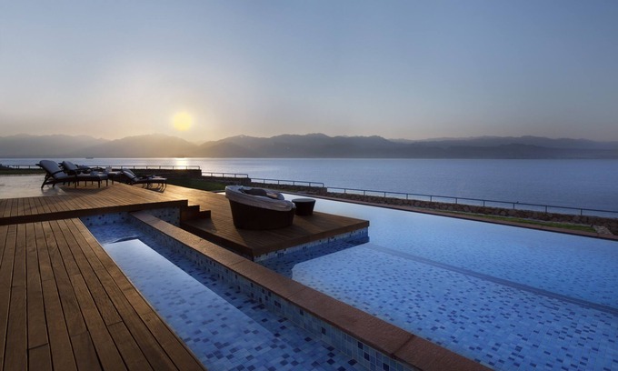 Eilat Hotel | Herbert Samuel Royal Shangri-La Eilat