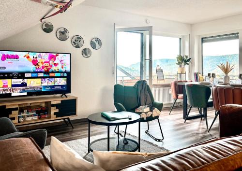 Neustadt Apartment | Herbst Deal -20 Prozent, Balkon mit Schwarzwaldblick, Hunde frei, Tischfußball, familienfreundlich