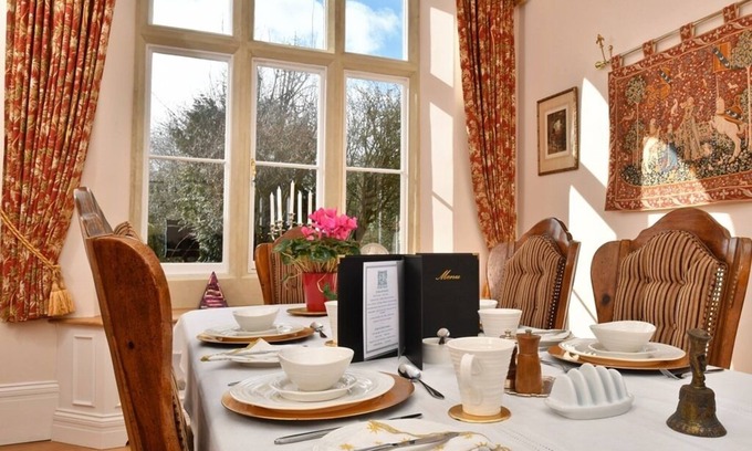 Calne Bed & Breakfast | Heritage Bed & Breakfast