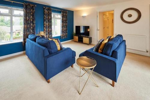 Oadby Apartment | Hermitage Court Apartment - Sleeps 6