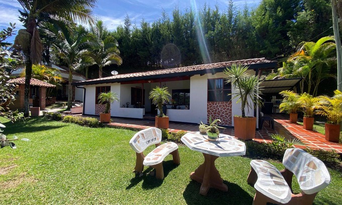 Rionegro Cabin | Hermosa Cabaña Campestre Familiar