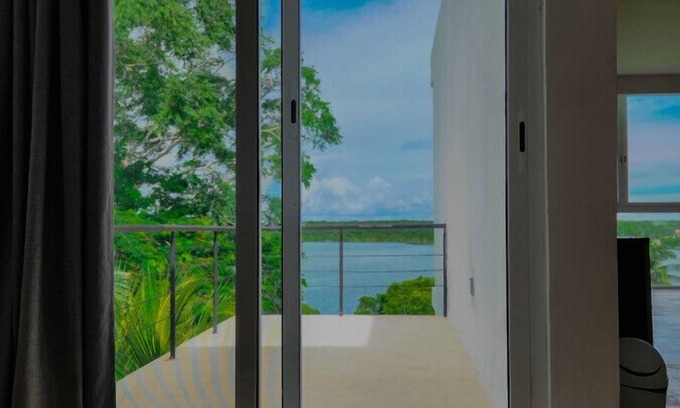 Xul-Ha House | Hermosa Casa Del Lago