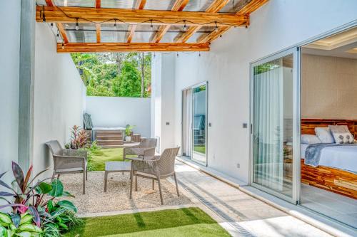 Jaco Apartment | Hermosa Waves D1