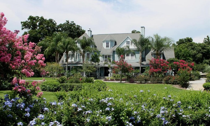 Mount Dora Bed & Breakfast | Heron Cay Lakeview Bed & Breakfast