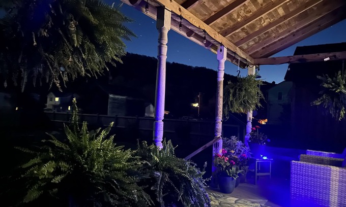 Coburn House | Heron House - Peace of Paradise