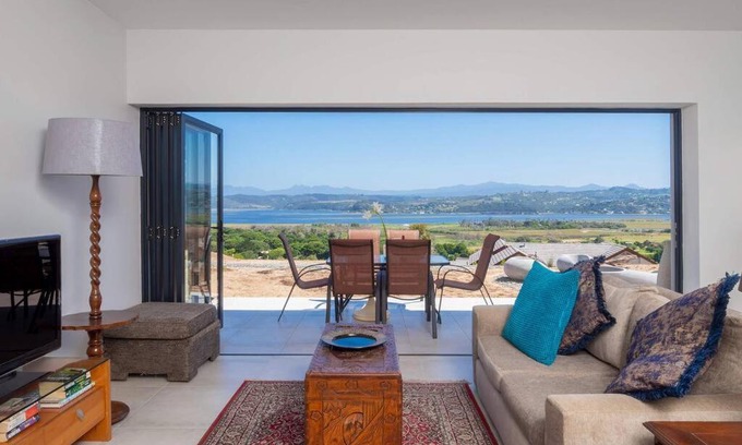 Lake Brenton Apartment | Heron's View - lagoon views and solar power @Lake Brenton, Knysna