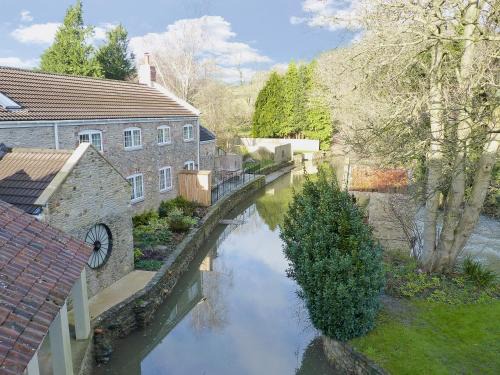 Frome House | Herons Weir