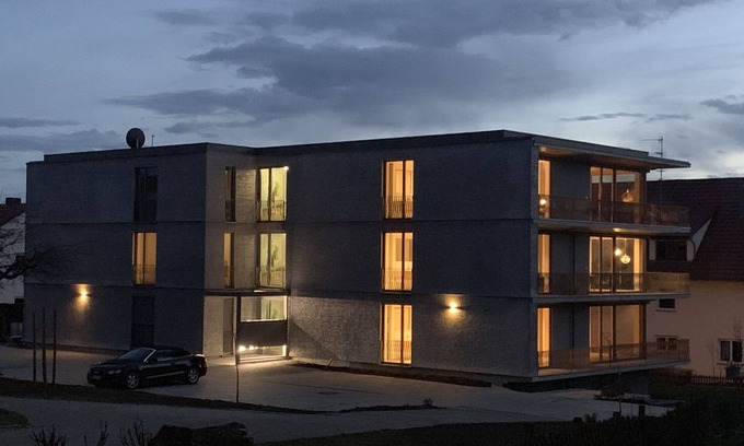 Stetten Apartment | Herzlich Willkommen im Lichtdurchfluteten Barrierefreien Apartment Taube