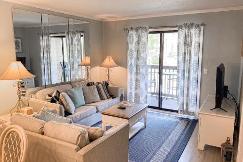 Folly Field Apartment | HH Beach & Tennis 7C