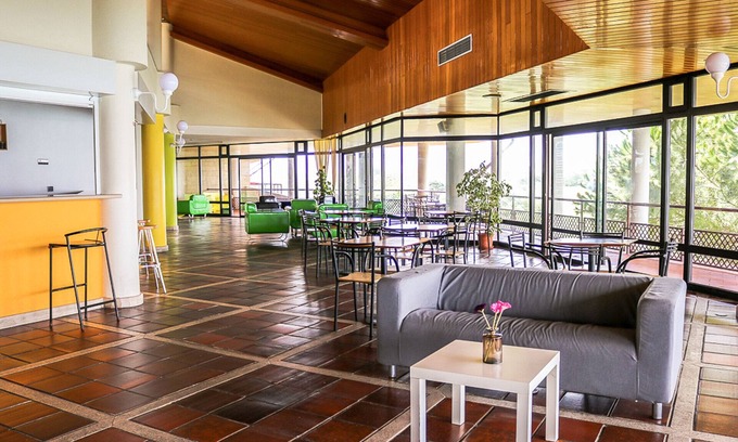 Caparica Hostel | HI Almada - Pousada Juventude - Hostel