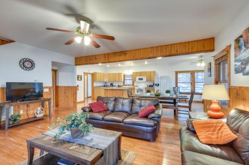 Hiawassee House | Hiawassee Vacation Rental with Grill about 9 Mi to Lake!