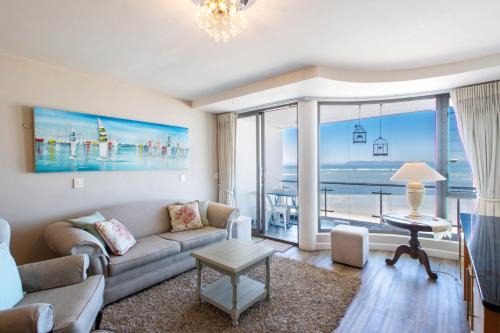 Strand Apartment | Hibernian Towers 309 Strand - Luxury Self Catering