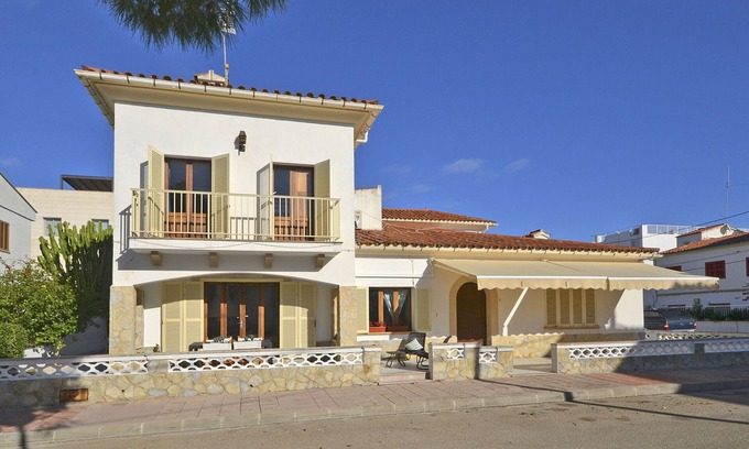 Puerto de Pollensa Ski Chalet | Hibiscus - Charming chalet 60 meters from the beach in Mallorca