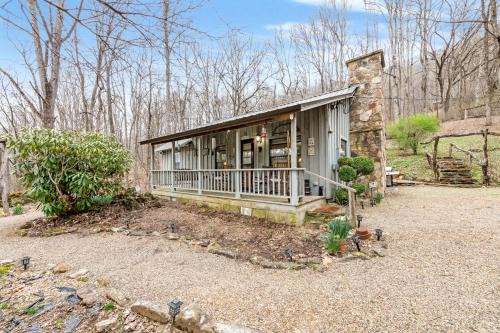 Franklin House | Hidden Creek Cabin