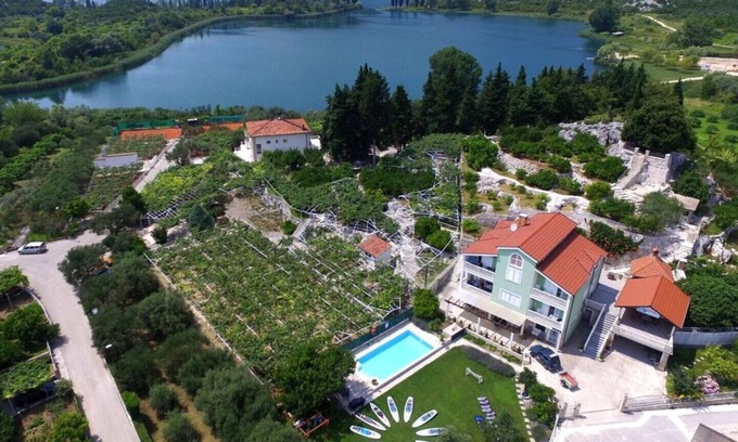 Peracko Blato Apartment | Hidden Croatia, APARTMENT DARIJA, luxury apartment in Nature park