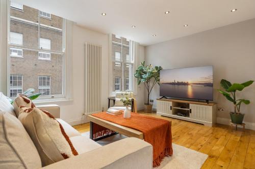 Somers Town Apartment | Hidden Gem in Central Location - Beautiful 2 bed