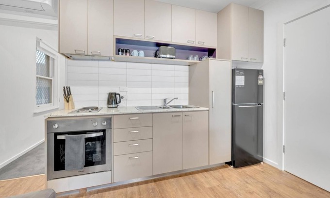 Richmond North Apartment | Hidden Gem on CBD’s Edge